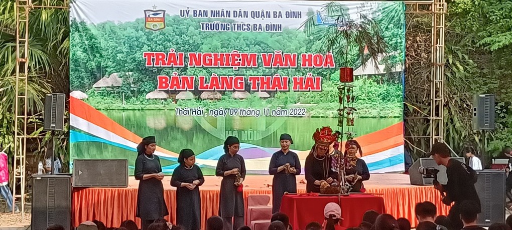 Tìm hiểu văn hóa các dân tộc Việt Nam: Lễ hội Lồng Tồng của người Tày