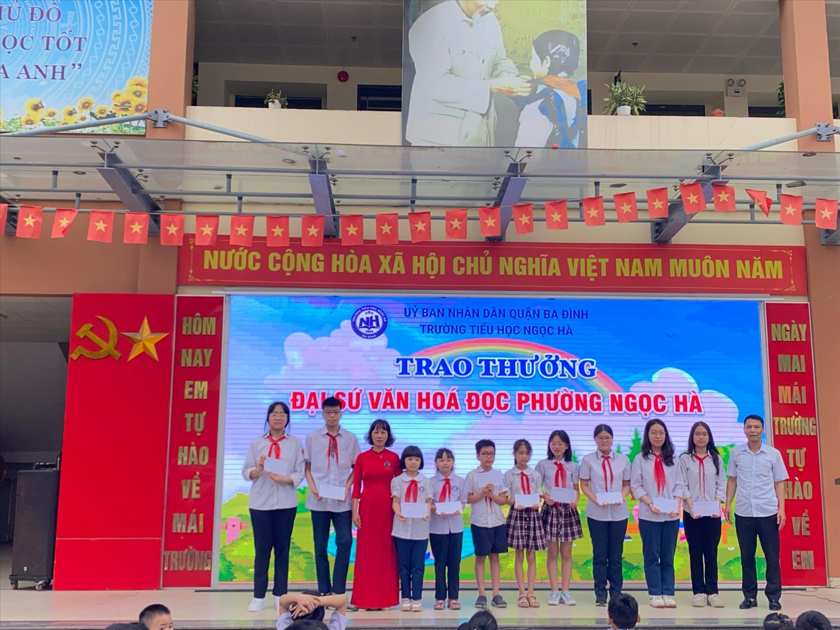 Học sinh trường THCS Ba Đình đạt giải cao trong cuộc thi Đại sứ văn hóa đọc cấp phường năm học 2023-2024